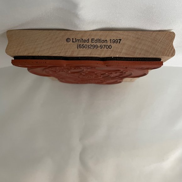 Limited Edition *1997* Vintage Easter Bunny Extra Large Wood Mounted Stamp, Bunn - Picture 3 of 4